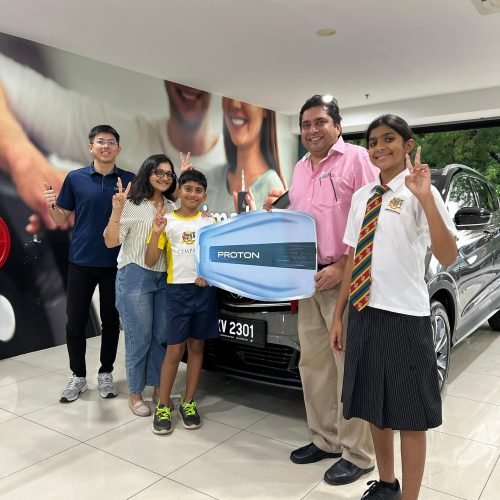 proton-car-9